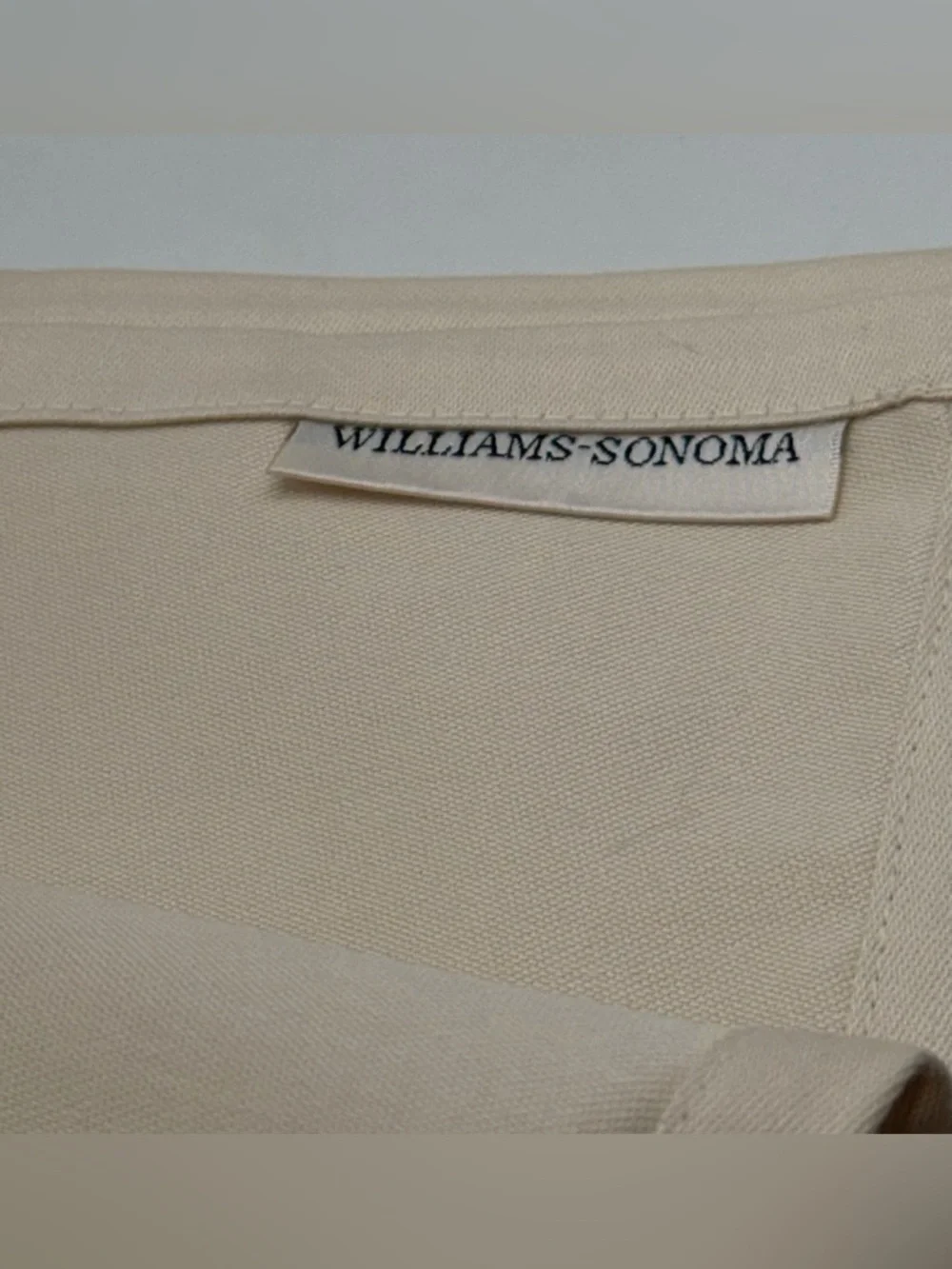 Williams Sonoma Hotel Dinner Napkins set 4 Ivory 20”x20 Cloth Cotton Dining NEW